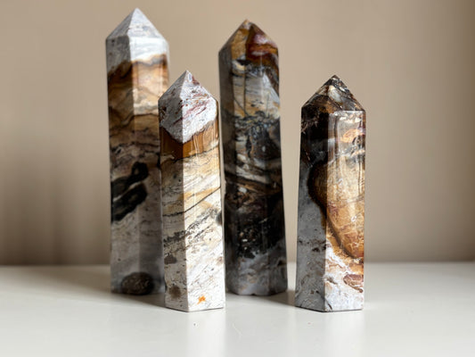 Oceaan jaspis, obelisk