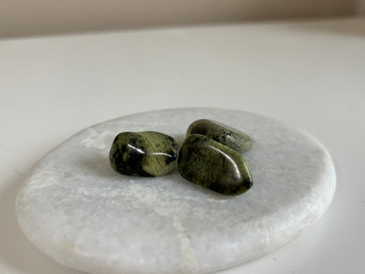 Serpentijn luipaard, trommelsteen