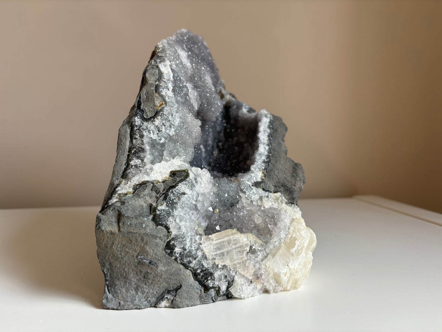 Amethist, ruw stuk statement piece
