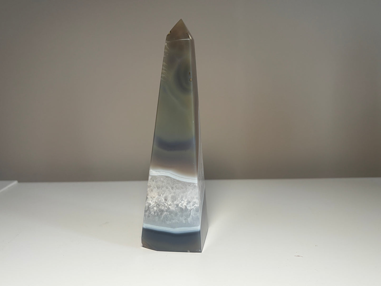 Agaat, obelisk