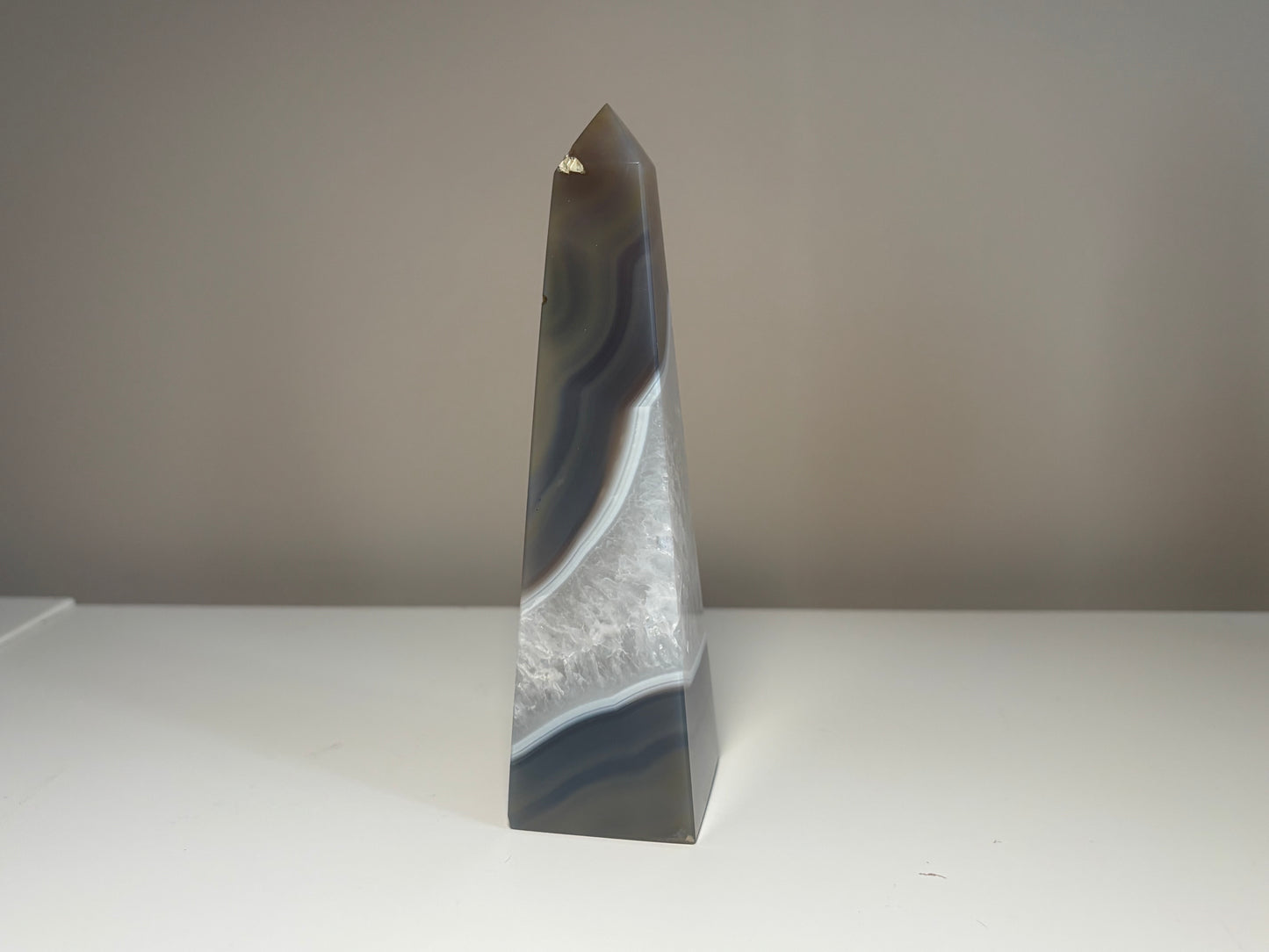 Agaat, obelisk