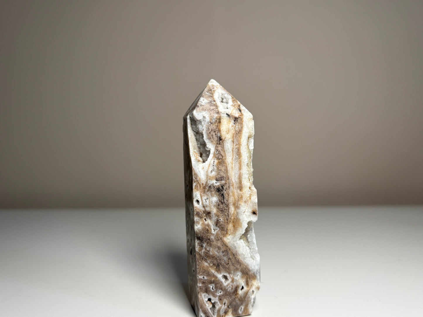 3. Sphaleriet, obelisk