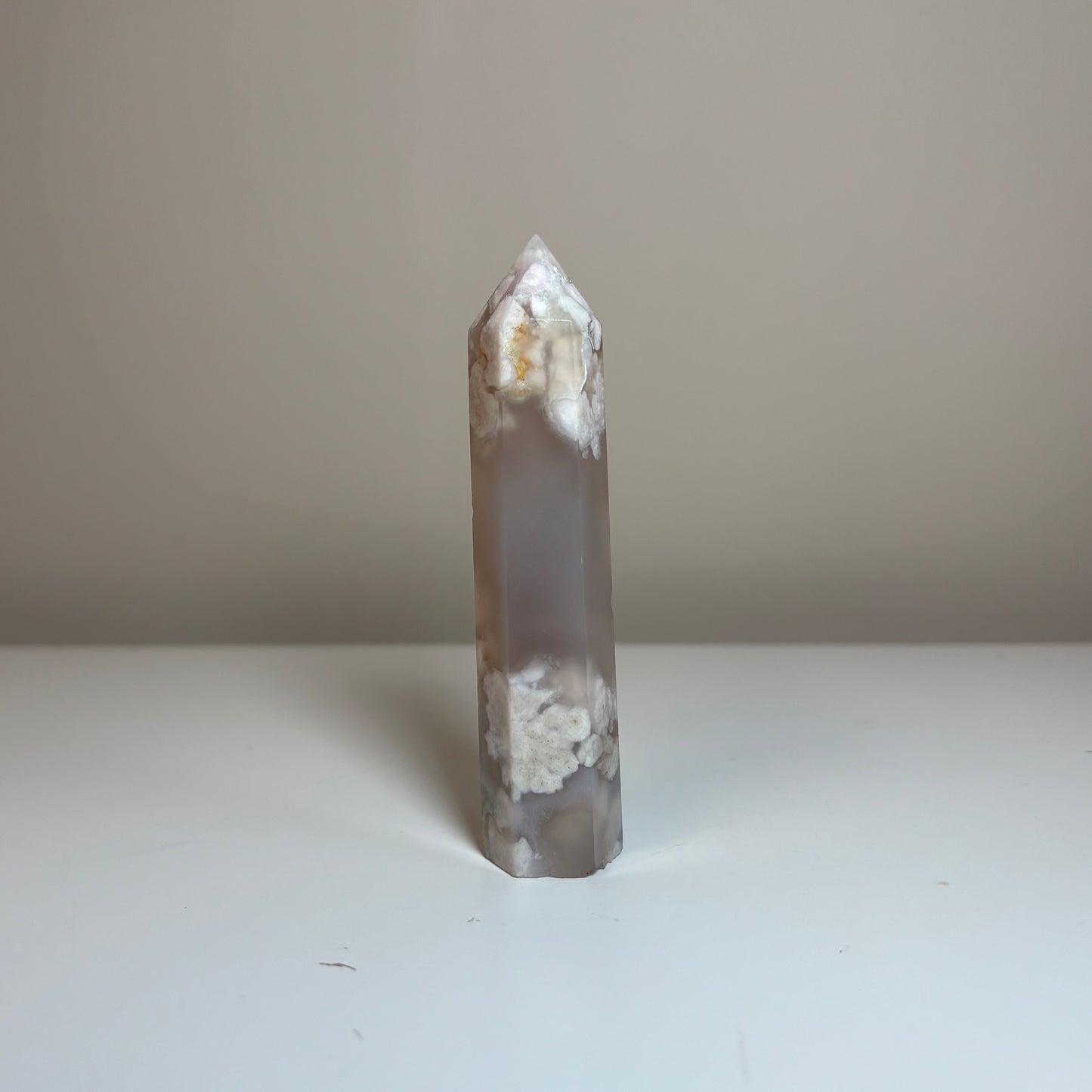 Flower agaat obelisk