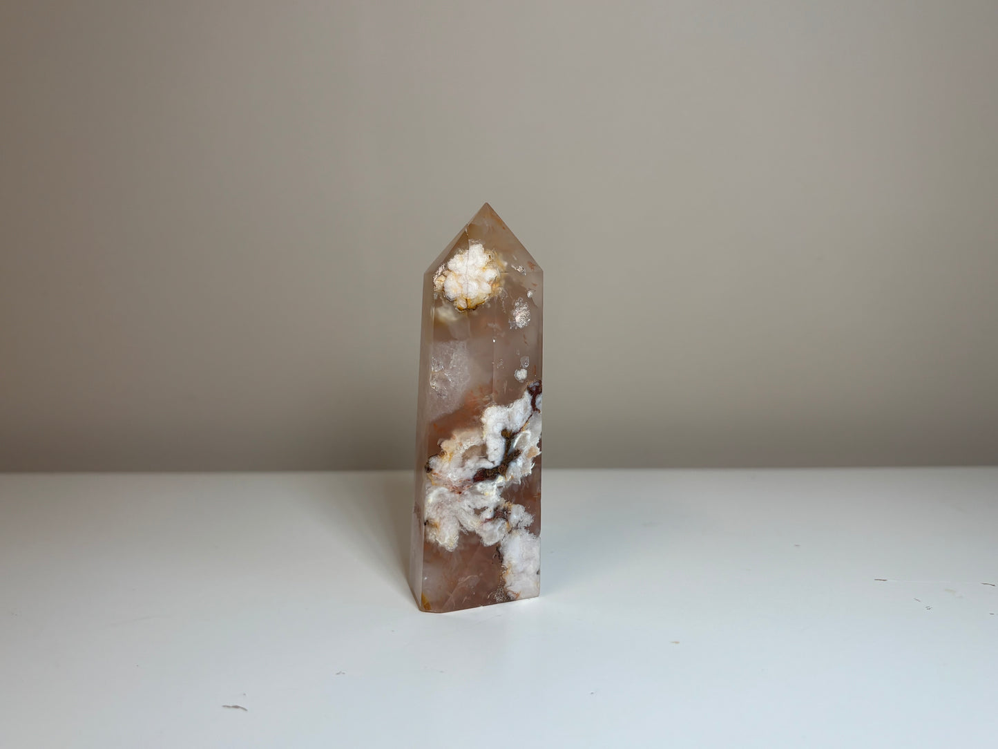 Flower agaat obelisk