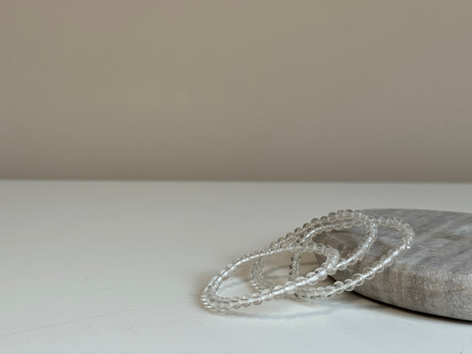 Bergkristal armband 4 mm kraal kind