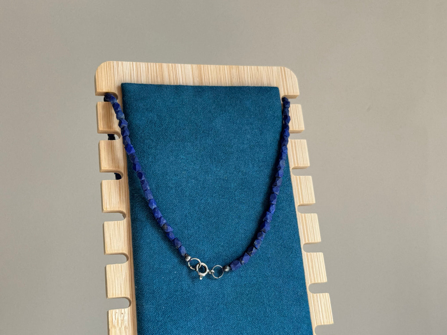Lapis Lazuli, ketting