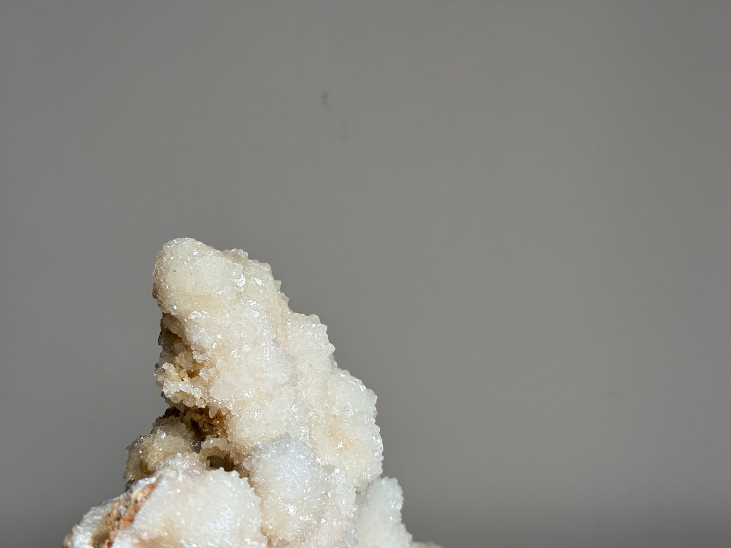 Calciet wit, ruw stuk