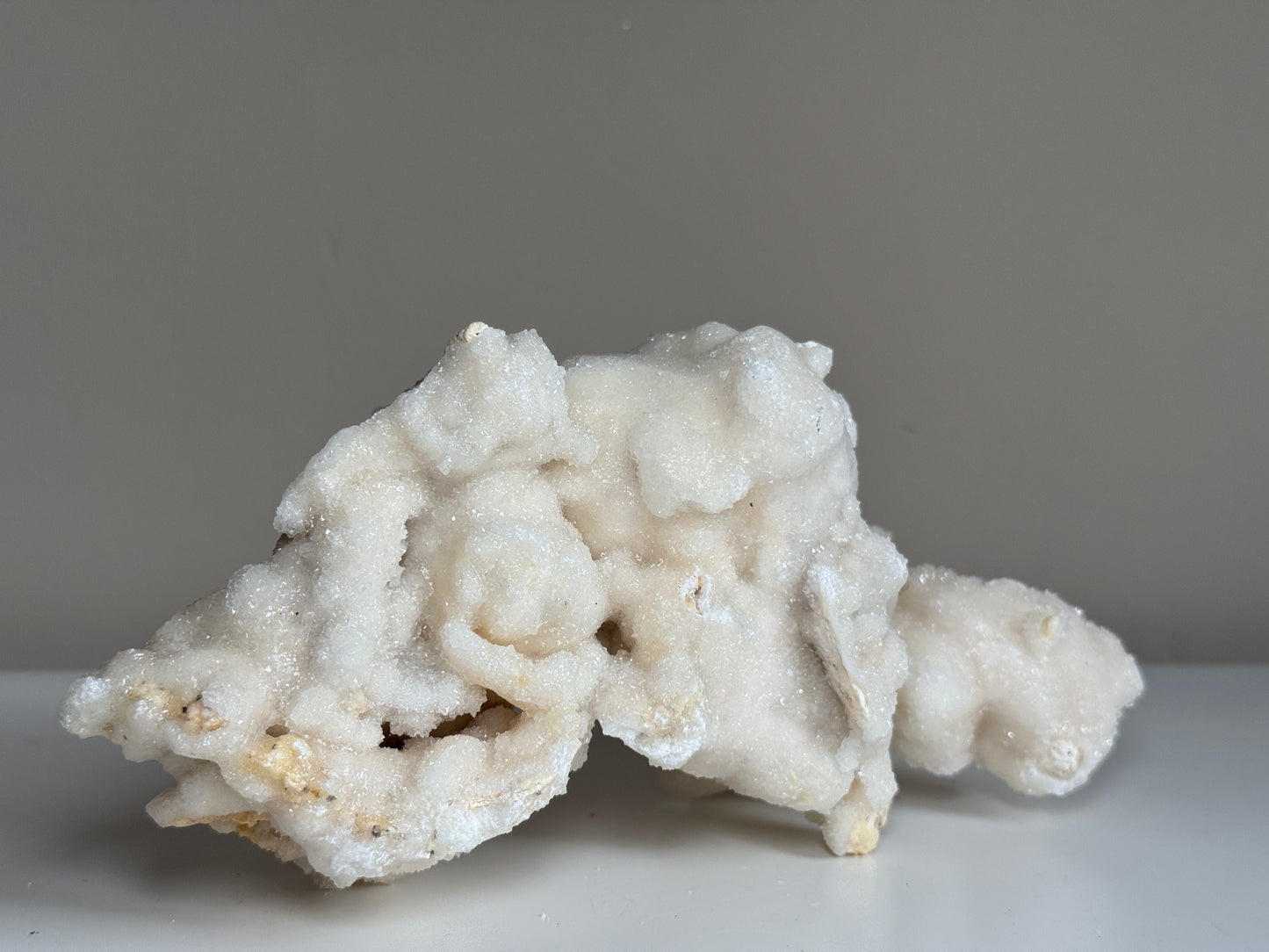 Calciet wit, ruw stuk
