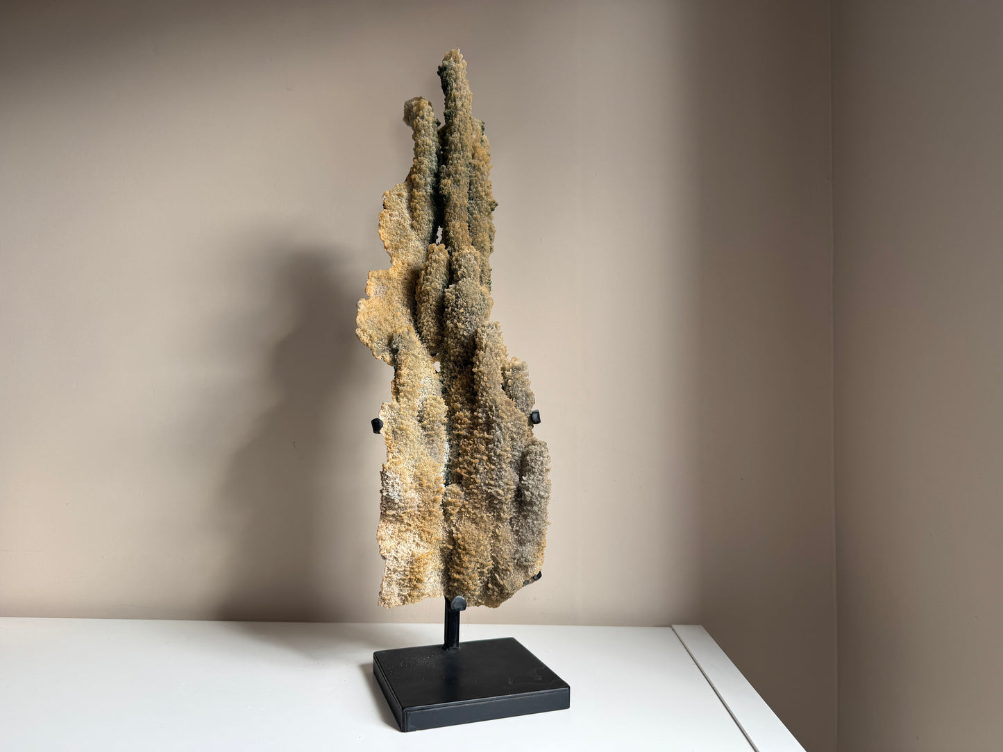 Chalcedoon, statement piece