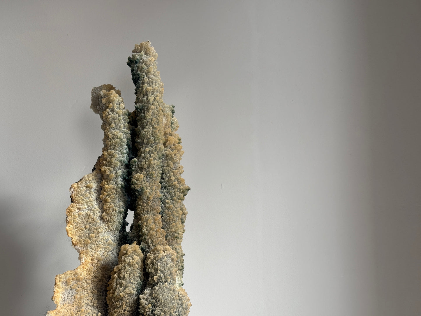 Chalcedoon, statement piece