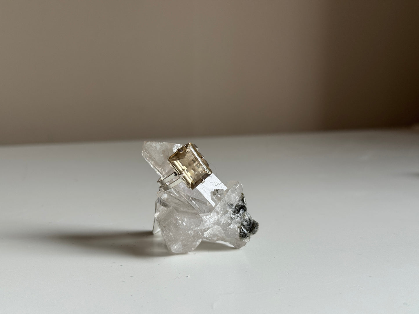 Verstelbare Ring met Rookkwarts – Zilver