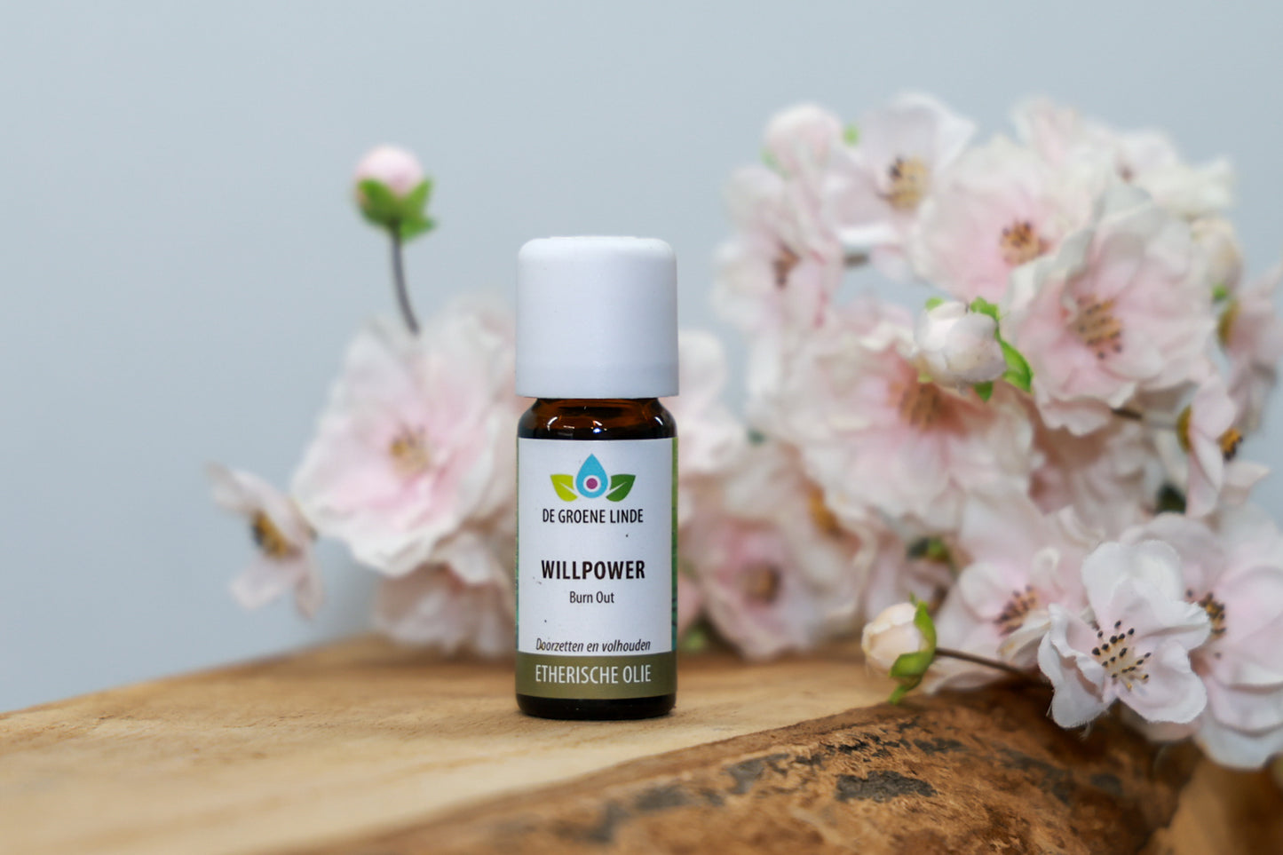 Flesje De Groene Linde – Will Power etherische olie 10 ml van DIBA, krachtige compositie met den en tonkaboon voor energie en motivatie