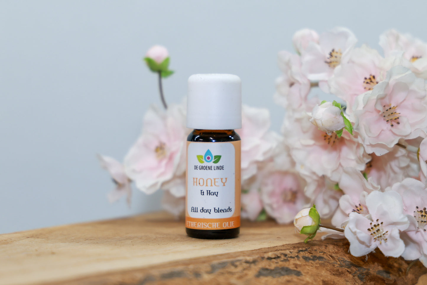 Flesje De Groene Linde – Honey & Hay etherische olie 10 ml van DIBA, frisse zomergeur met ho-blad en honingtonen