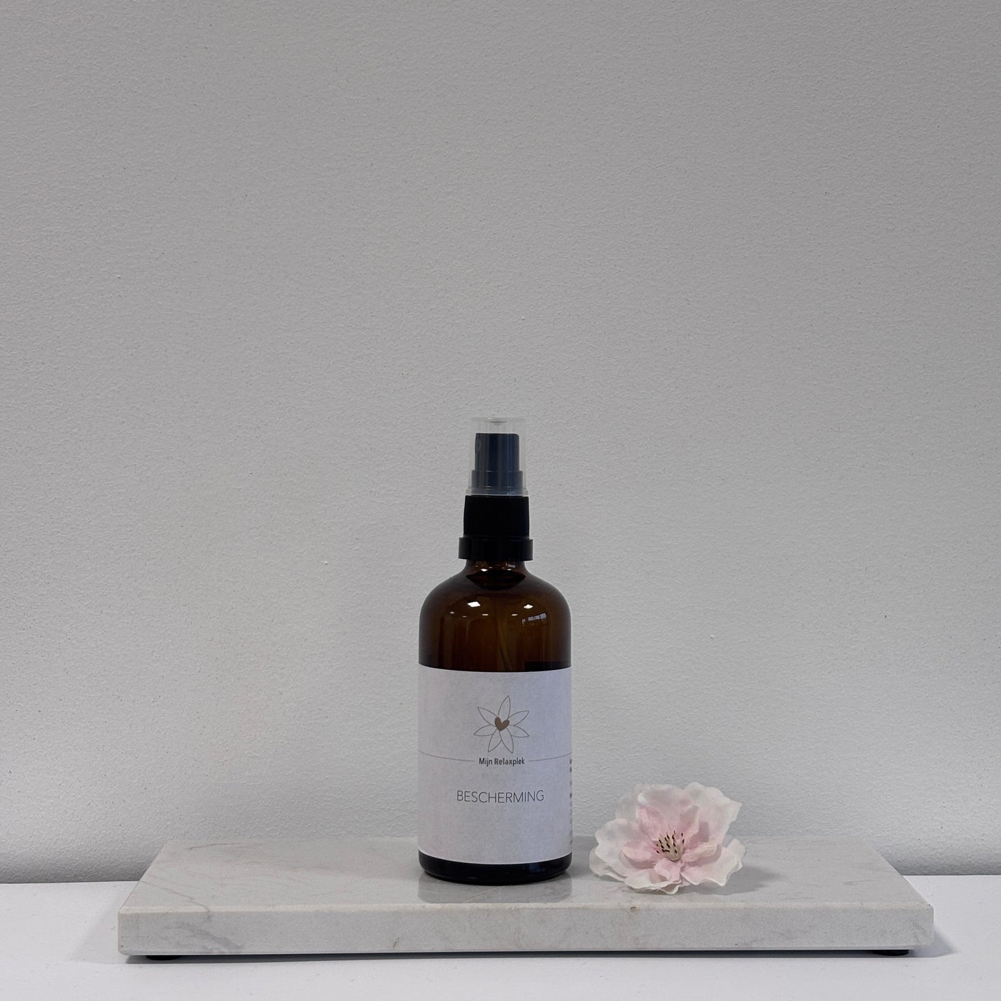 Tamara’s Relaxplek Bescherming Auraspray 100 ml – energetische spray met carneool, hematiet en agaat voor bescherming en balans