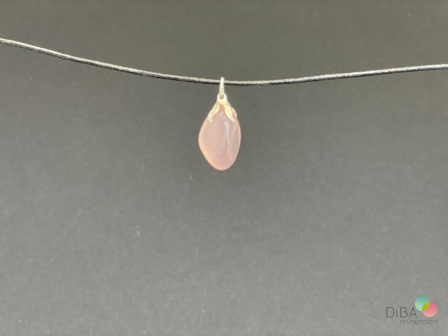 Rozenkwarts hanger