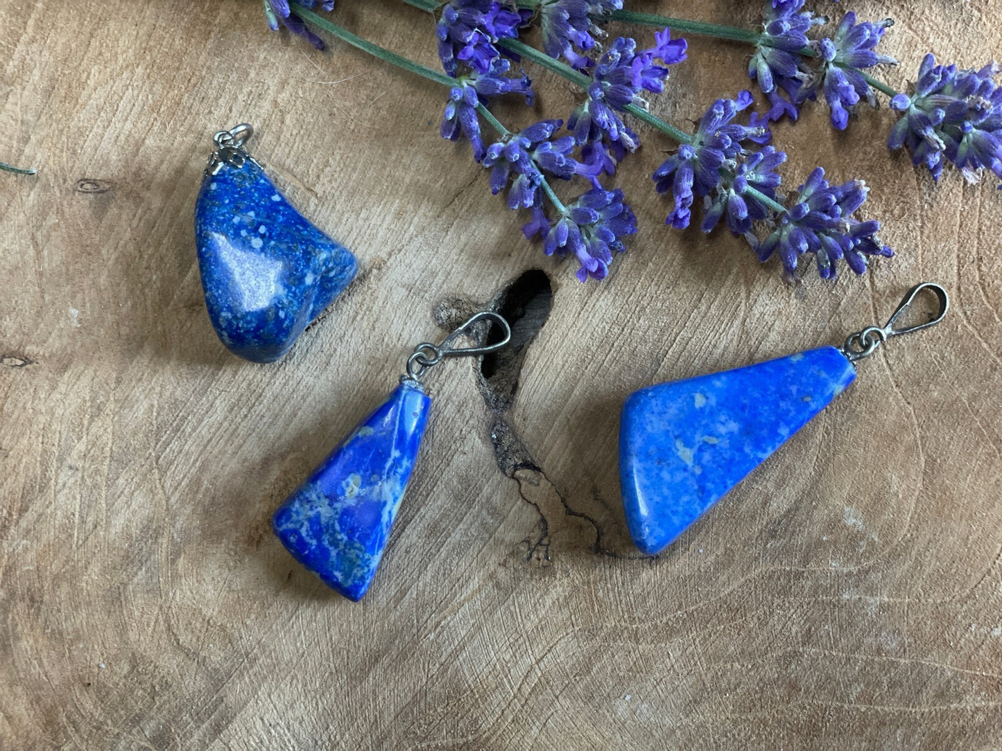 Lapis Lazuli, hanger