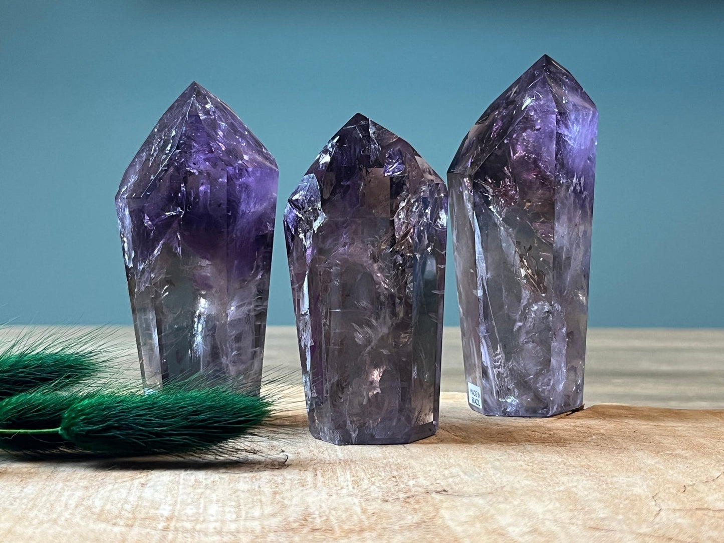 Royal Amethist, obelisk met fantoom