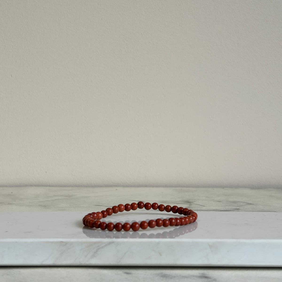Rode jaspis armband 4 mm kraal