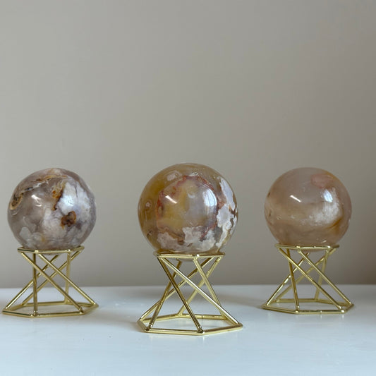 Flower agaat met natuurlijke bloempatronen – zachte steen voor rust en groei