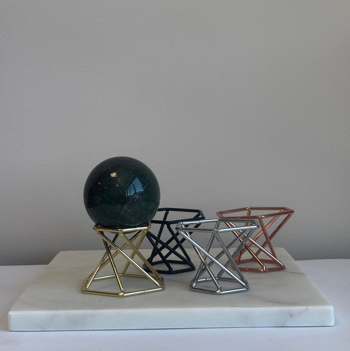 Minimalistische bol standaard – Goud, zilver, zwart of rosé goud