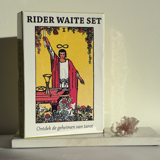 Rider Waite tarot set