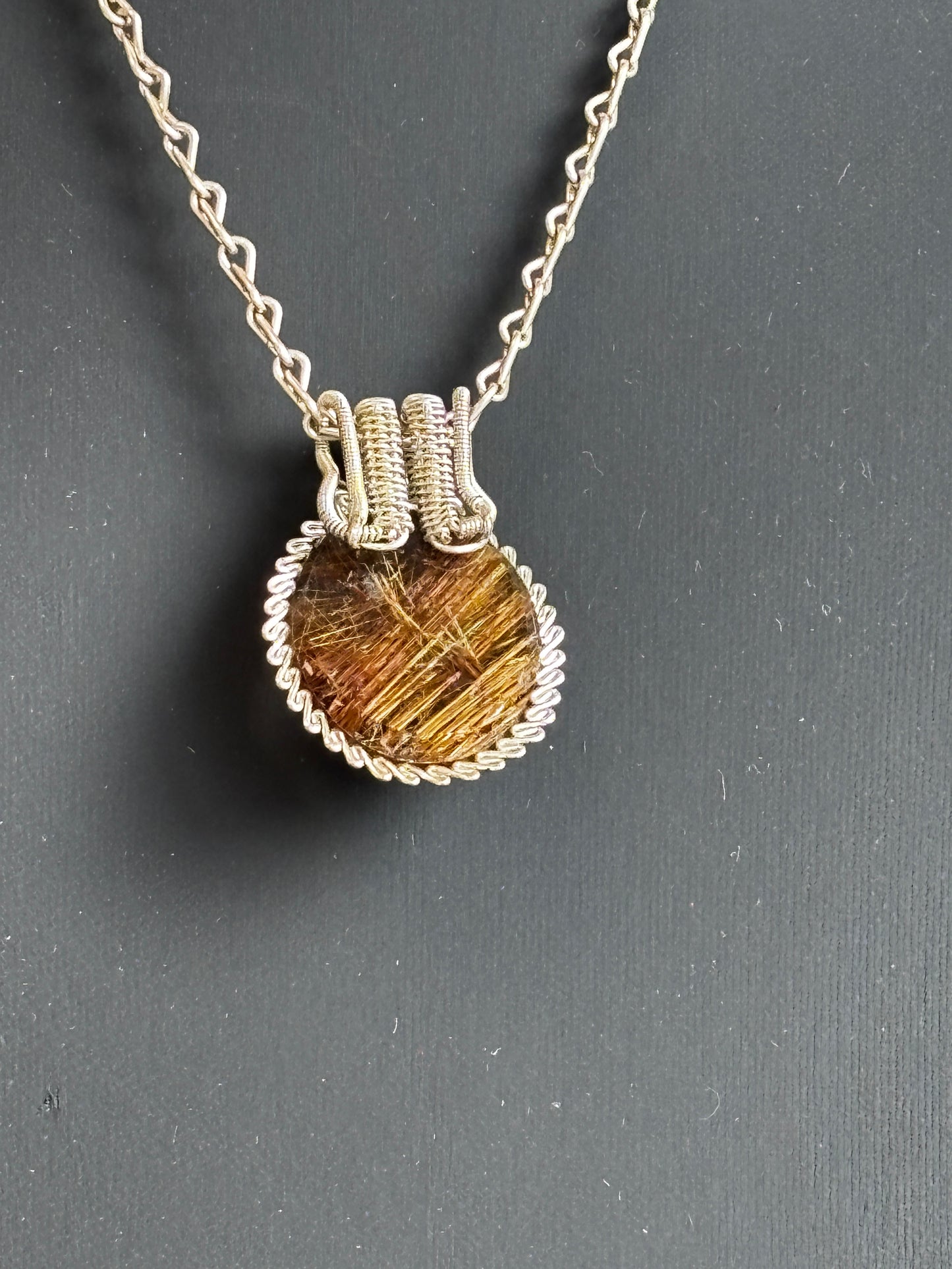 Rutielkwarts, ketting
