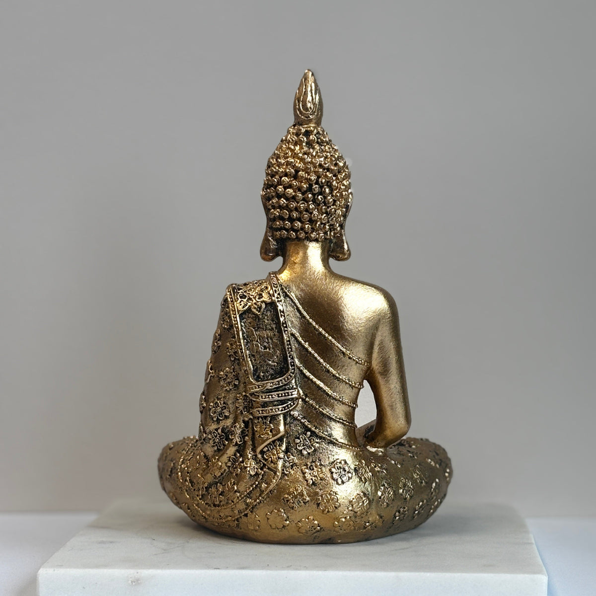 Gouden boeddha beeld - achterzijde