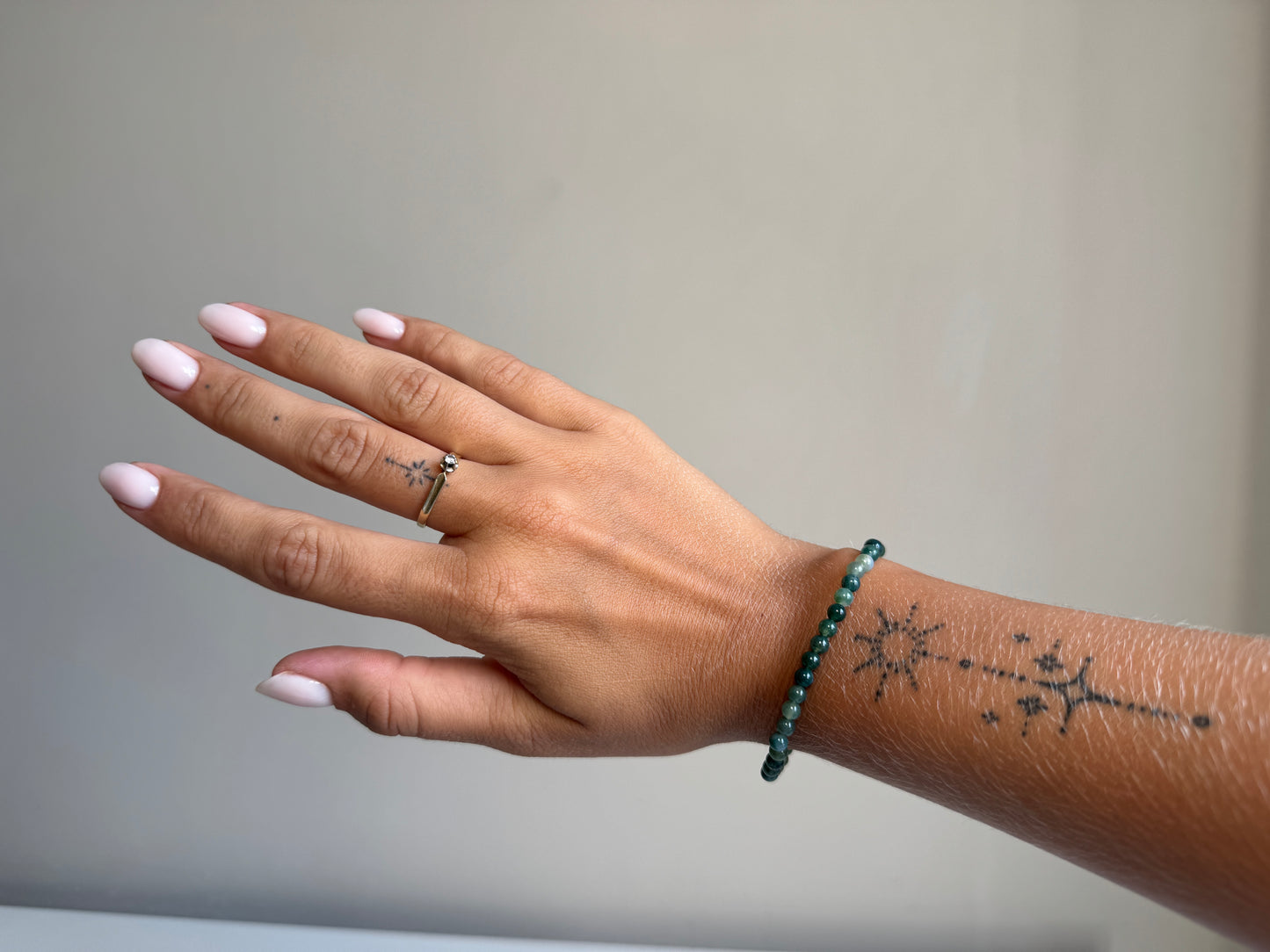 Mosagaat armband 4 mm kraal