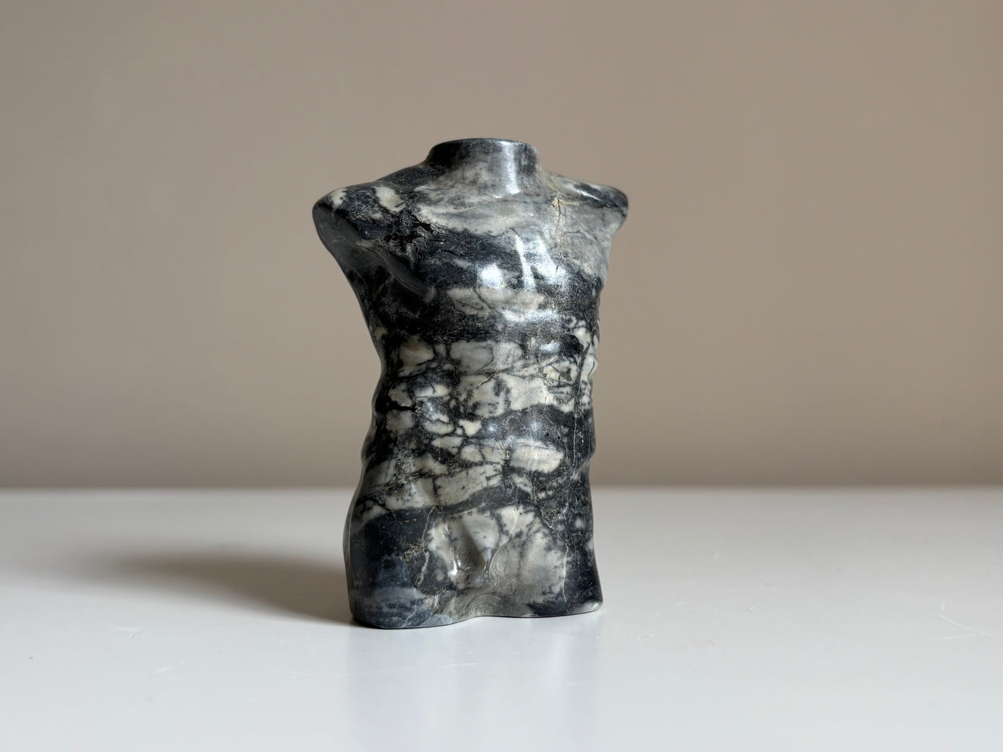 Vuursteen Body – Aarding, kracht & verbinding met je lichaam