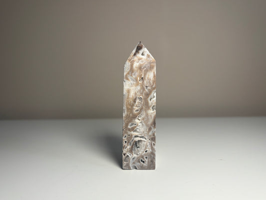37. Sphaleriet, obelisk