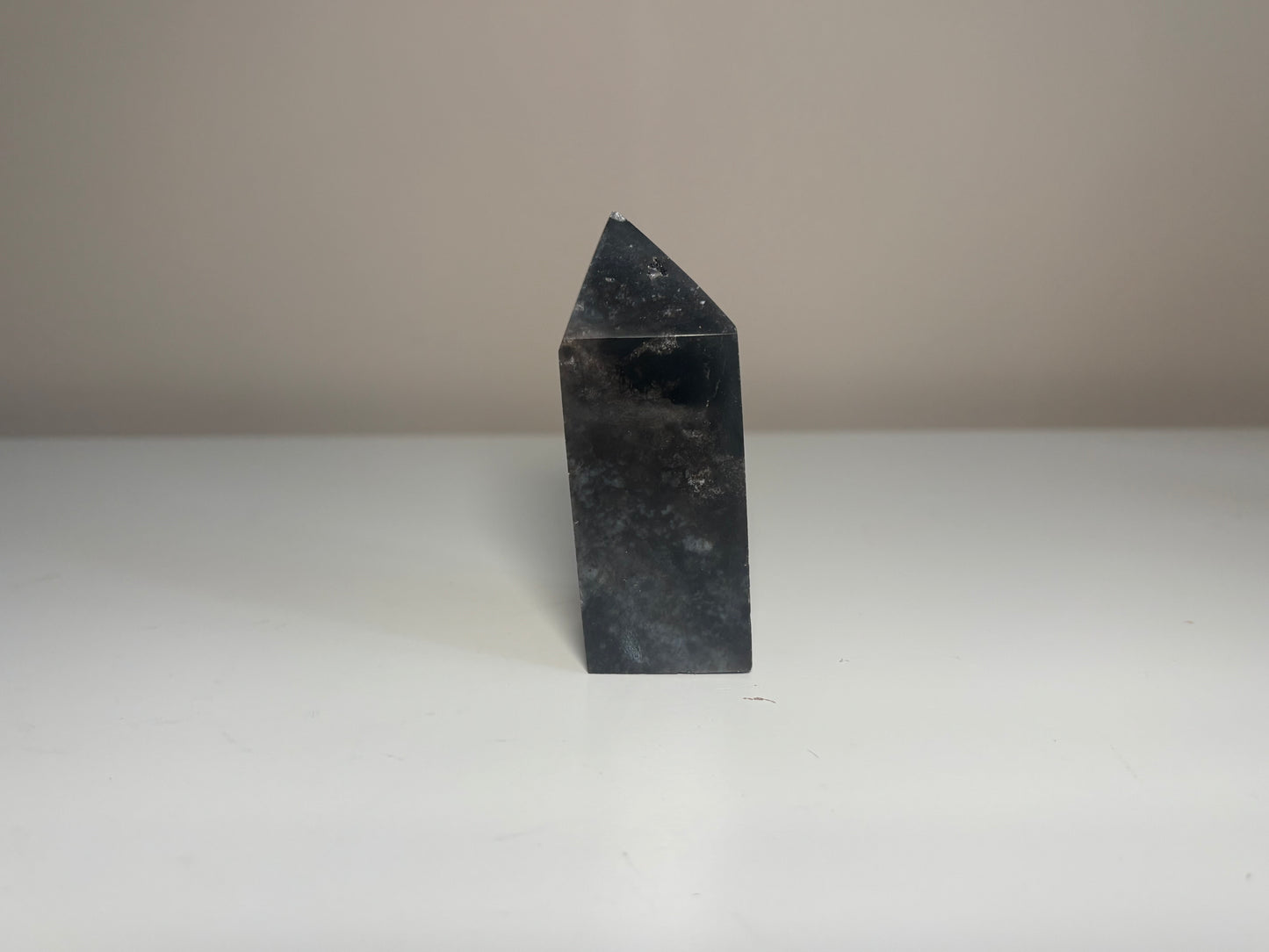 4. Sphaleriet, obelisk