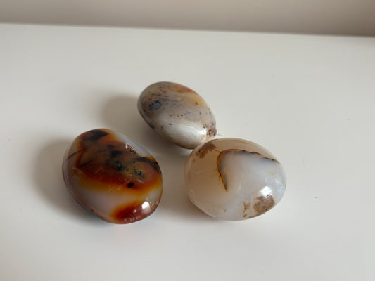 Dendriet agaa middel handsteen