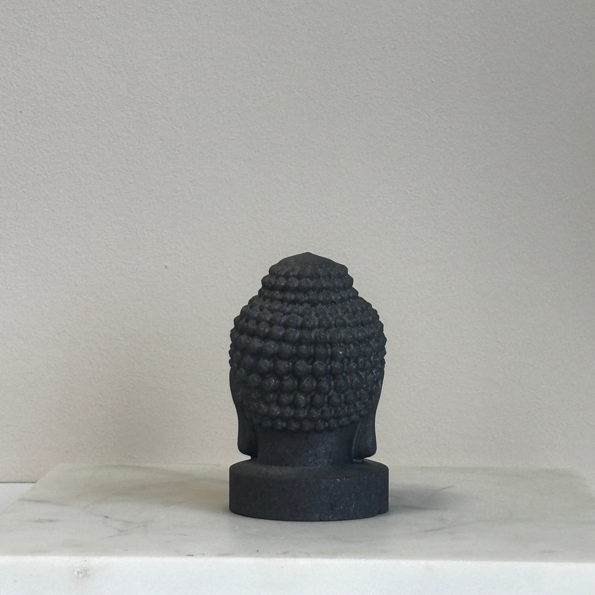 Shungit boeddha achterzijde