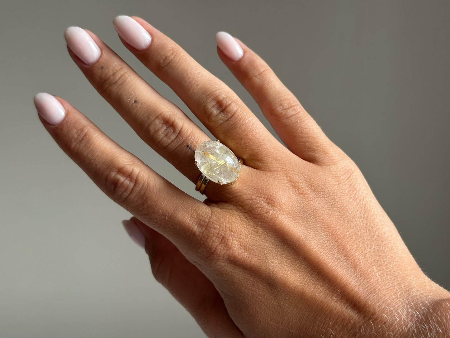 Verstelbare Ring met Rutielkwarts – Goud