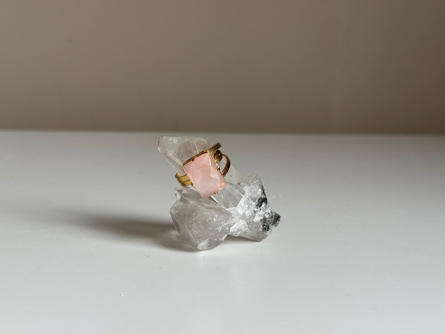 Verstelbare Ring met Rozenkwarts