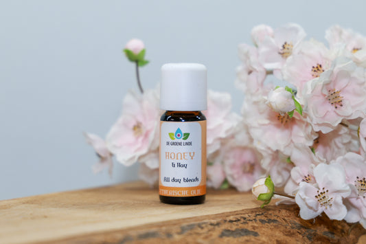 Flesje De Groene Linde – Honey & Hay etherische olie 10 ml van DIBA, frisse zomergeur met ho-blad en honingtonen