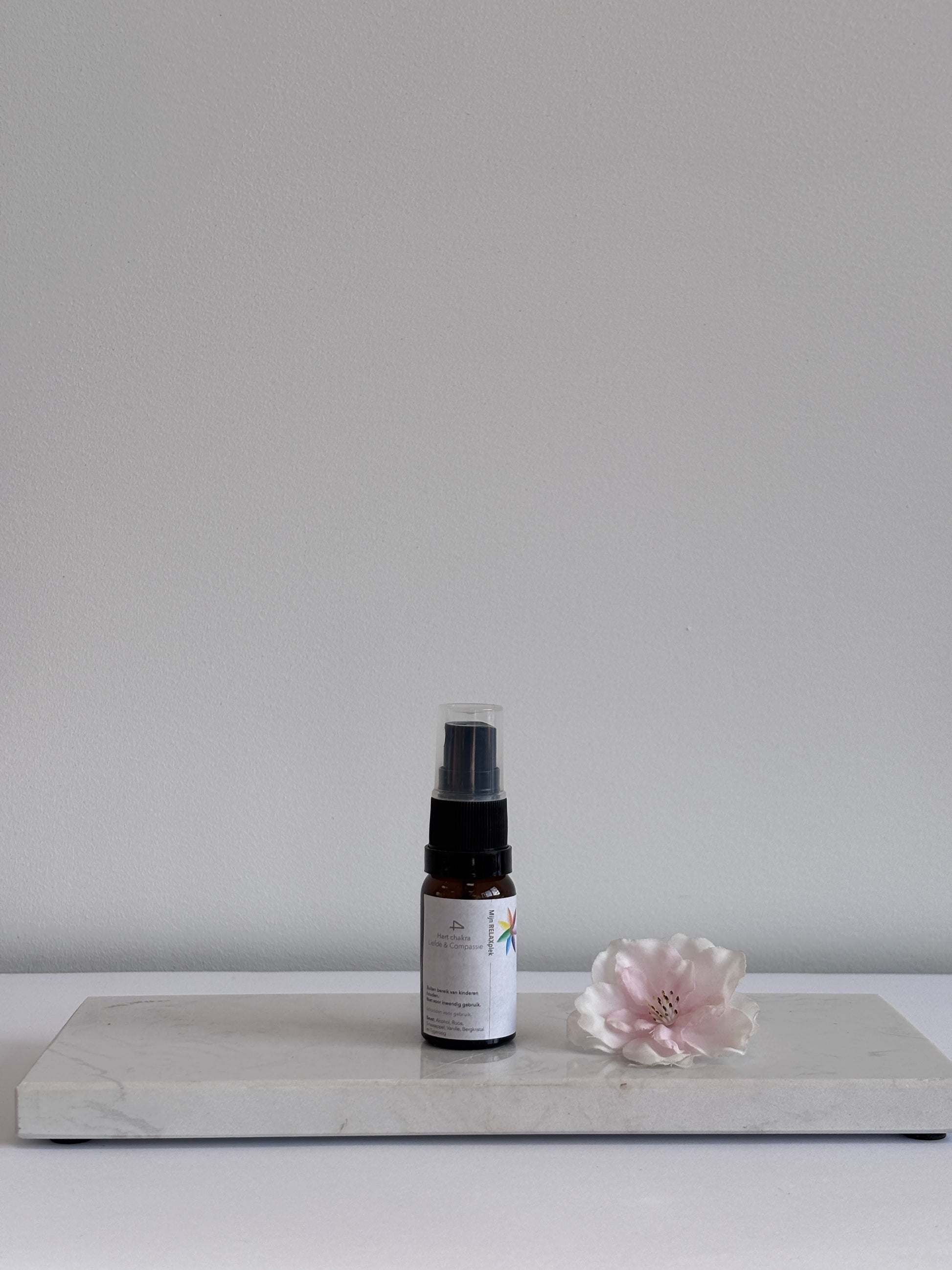4e Chakra Auraspray van Tamara’s Relaxplek – natuurlijke spray met roos en tijgeroog voor liefde en hartchakra-balans