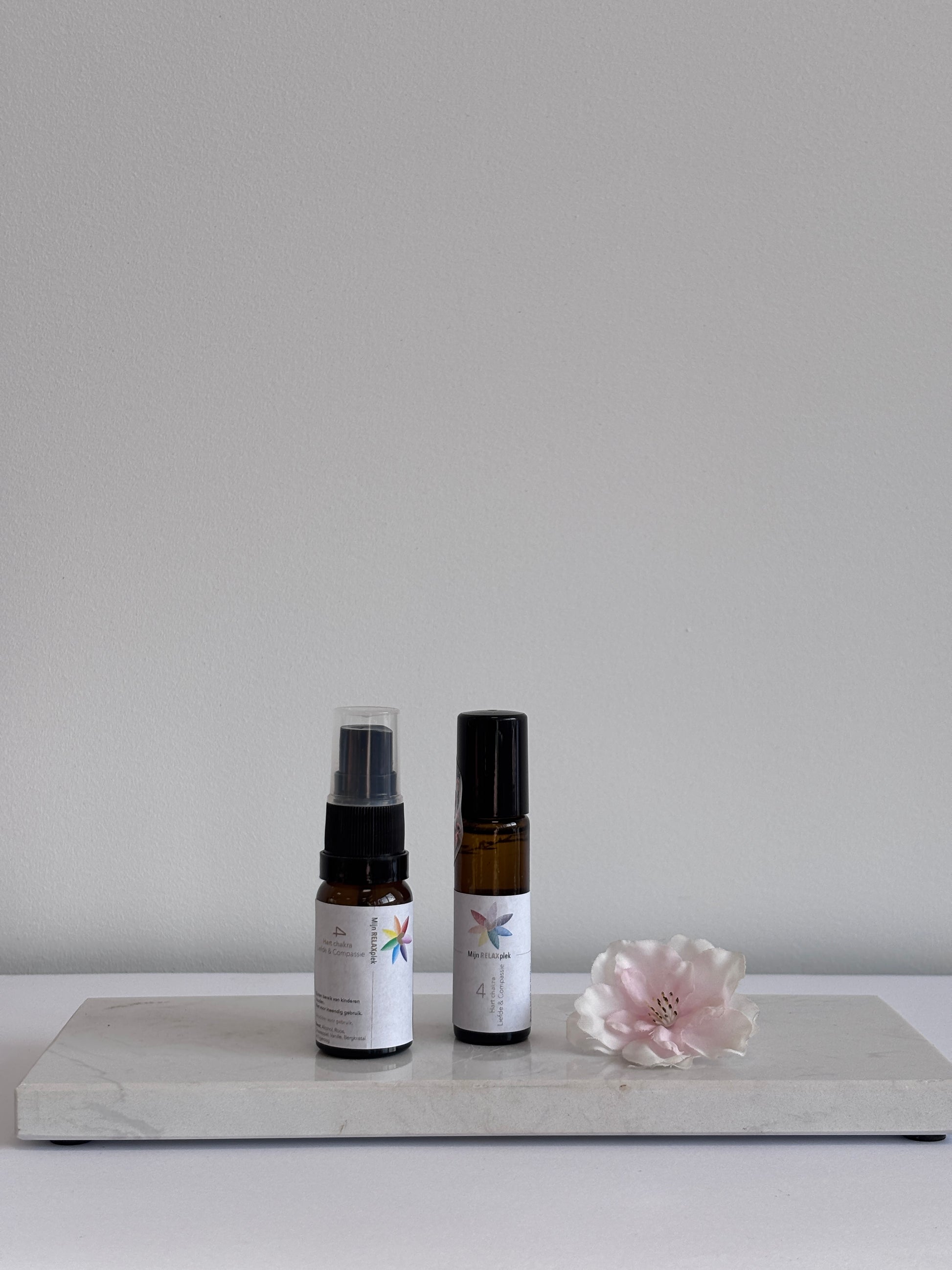 4e Chakra van Tamara’s Relaxplek – natuurlijke spray met roos en tijgeroog voor liefde en hartchakra-balans