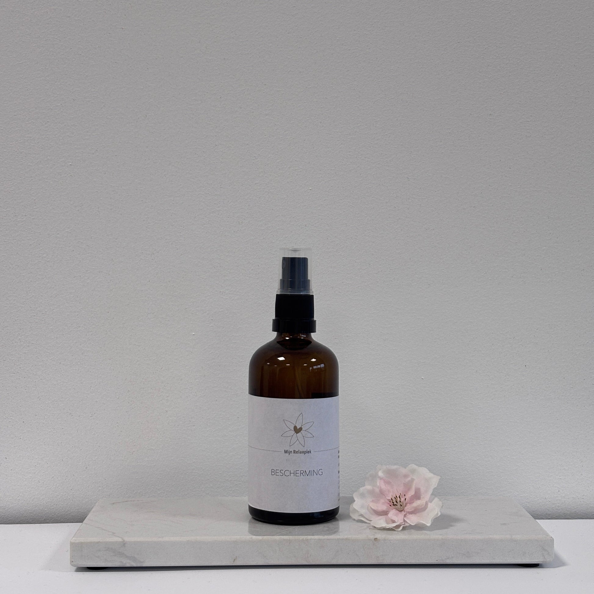 Tamara’s Relaxplek Bescherming Auraspray 100 ml – energetische spray met carneool, hematiet en agaat voor bescherming en balans