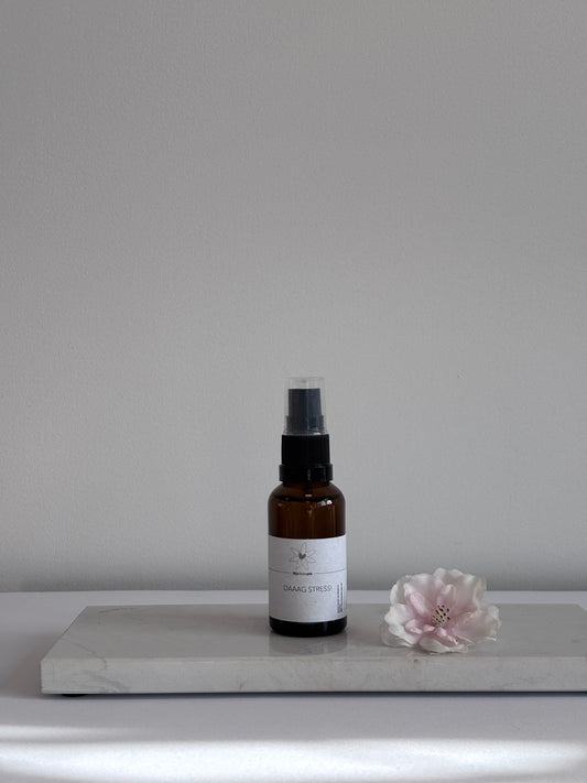 Tamara’s Relaxplek Daaag Stress! Auraspray 30 ml – kalmerende natuurlijke geur met kristalenergie van amethist en aventurijn