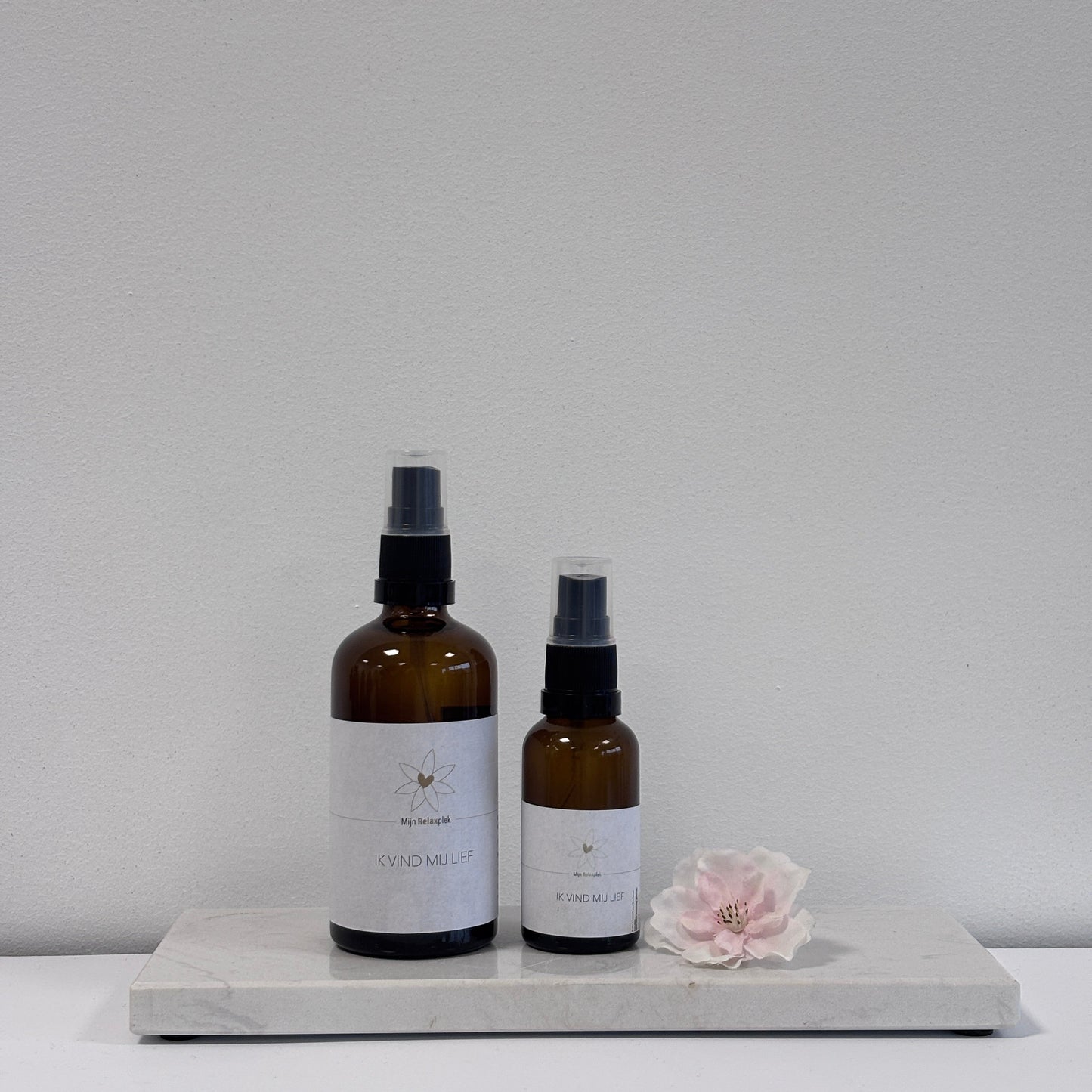 Ik vind mij lief – Auraspray van Tamara’s Relaxplek, natuurlijke spray met gember en rozenhout voor zelfliefde en zachtheid