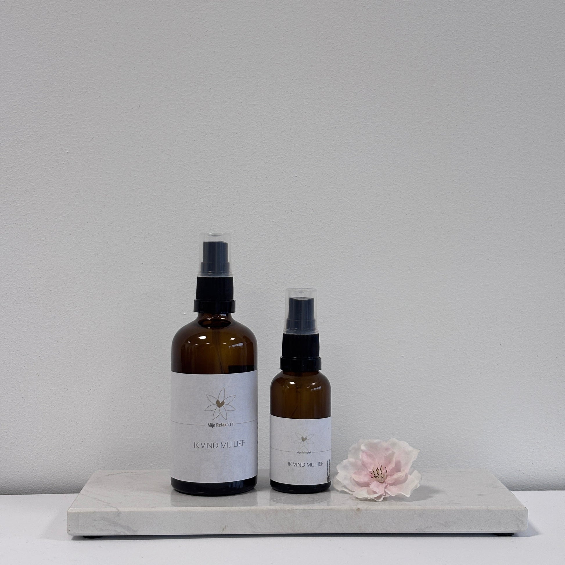 Ik vind mij lief – Auraspray van Tamara’s Relaxplek, natuurlijke spray met gember en rozenhout voor zelfliefde en zachtheid