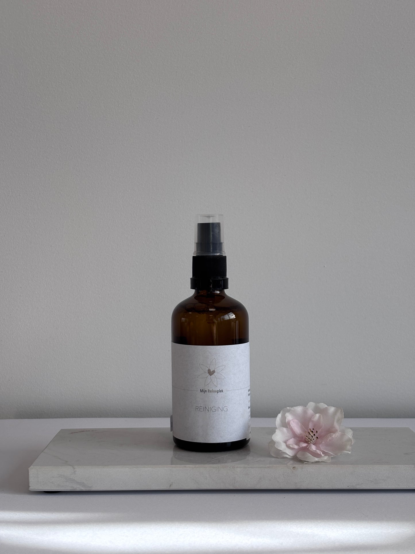 Tamara’s Relaxplek Reiniging Auraspray 100 ml – energetische spray met bergkristal, obsidiaan en seleniet voor reiniging en balans